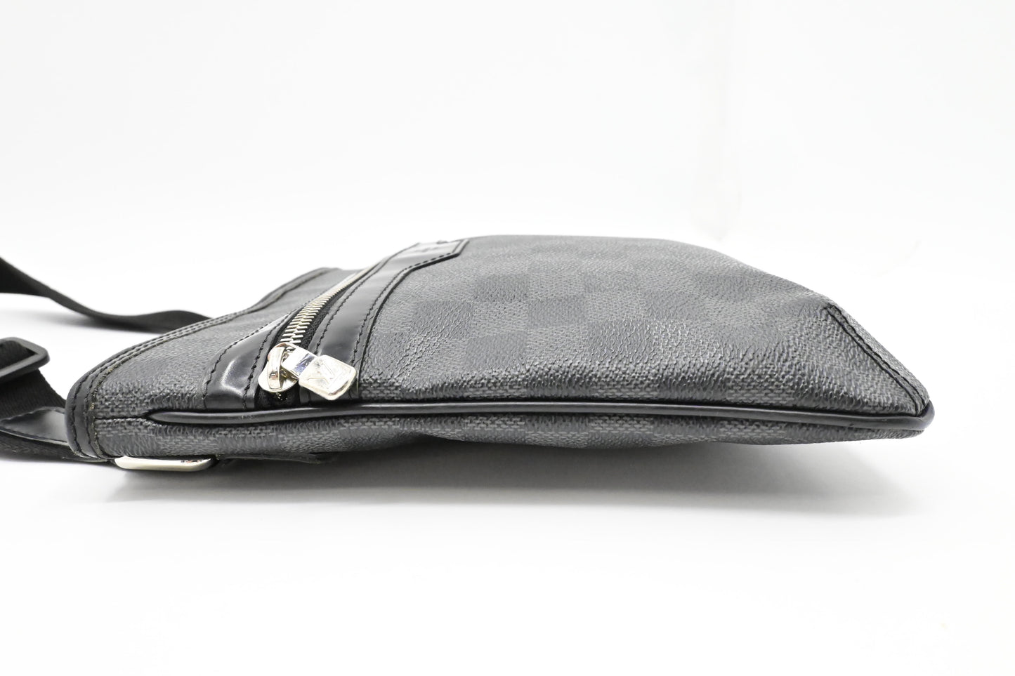 Louis Vuitton Thomas in Damier Graphite Canvas