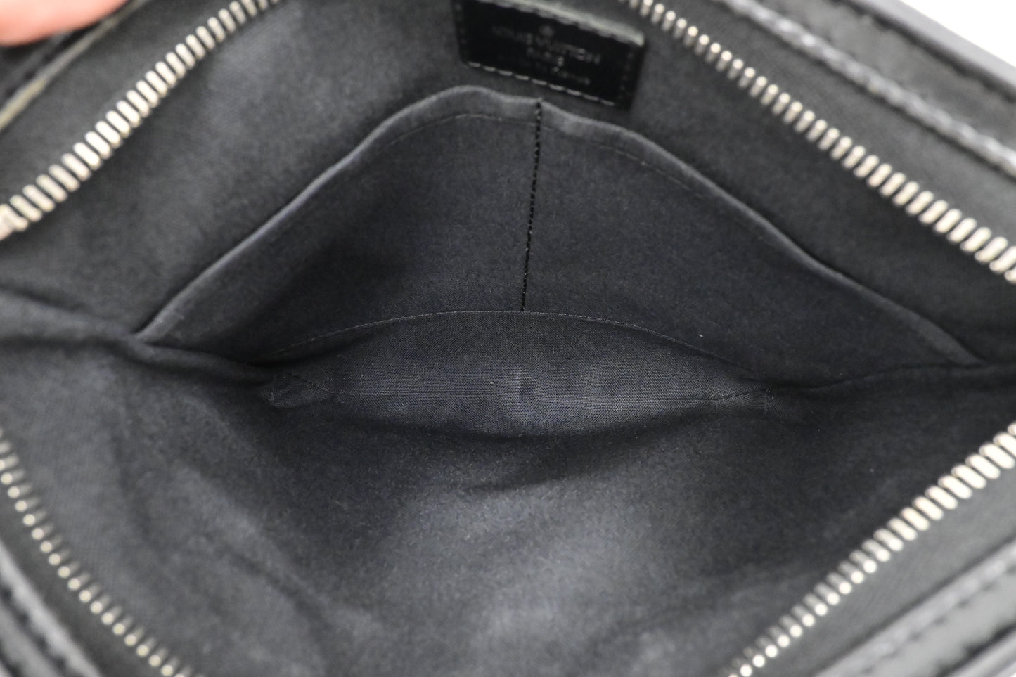 Louis Vuitton Thomas in Damier Graphite Canvas