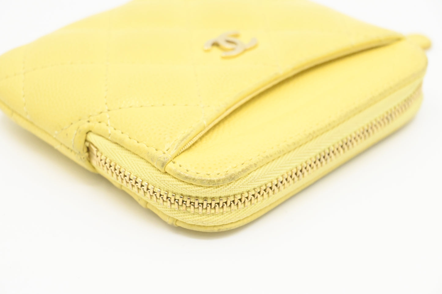 Chanel Card Case in Pastel Yellow Caviar Leather
