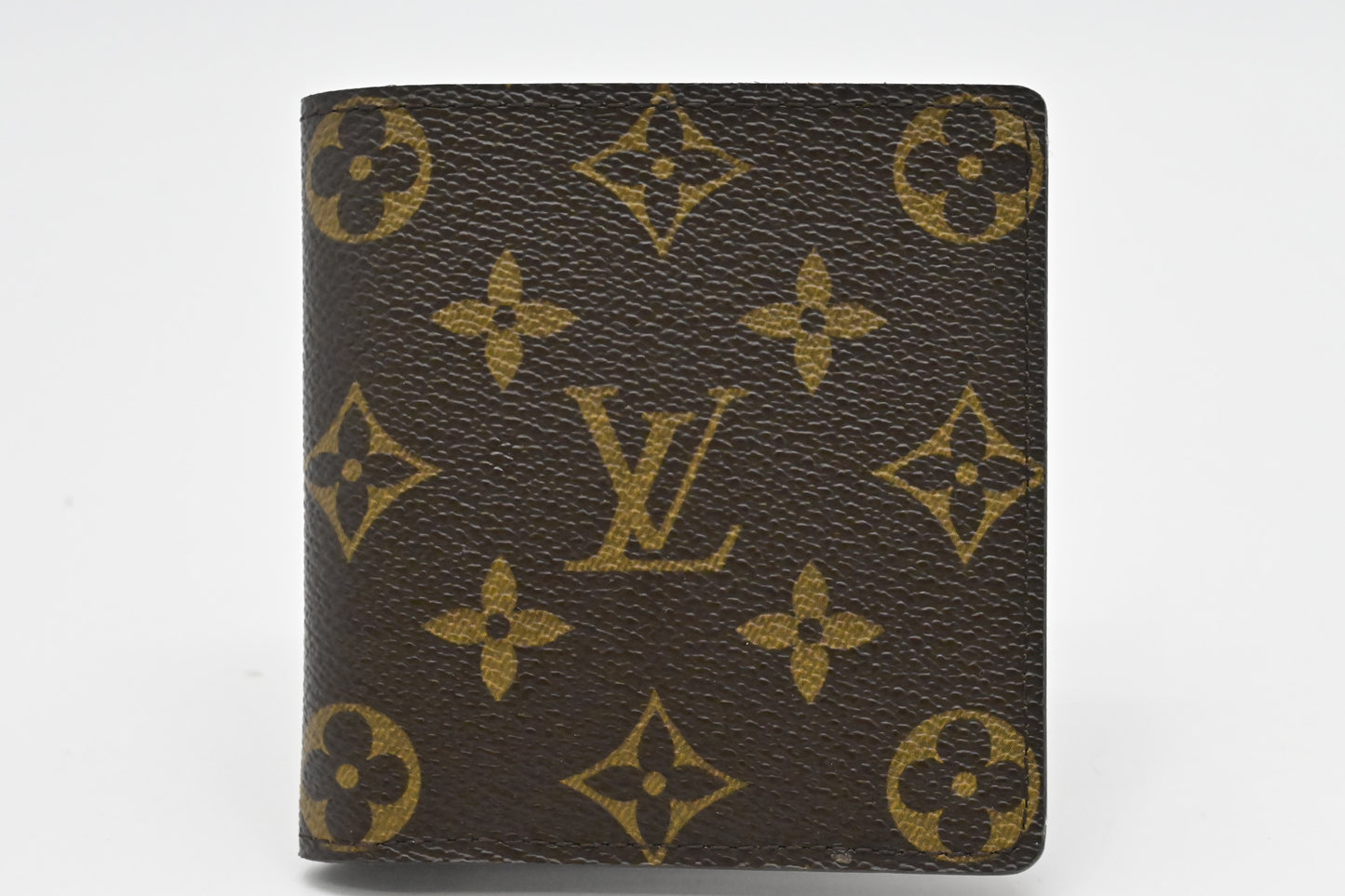 Louis Vuitton Bifold Wallet in Monogram Canvas