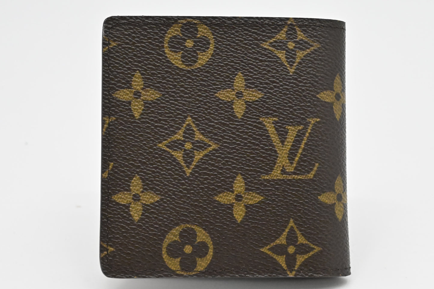 Louis Vuitton Bifold Wallet in Monogram Canvas