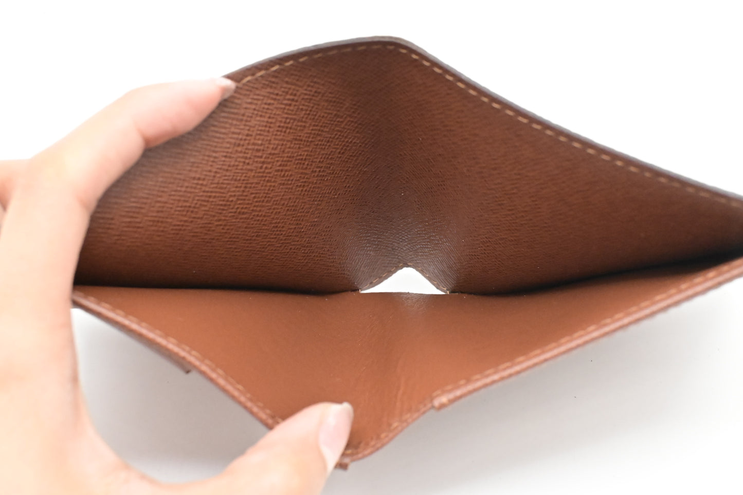 Louis Vuitton Bifold Wallet in Monogram Canvas