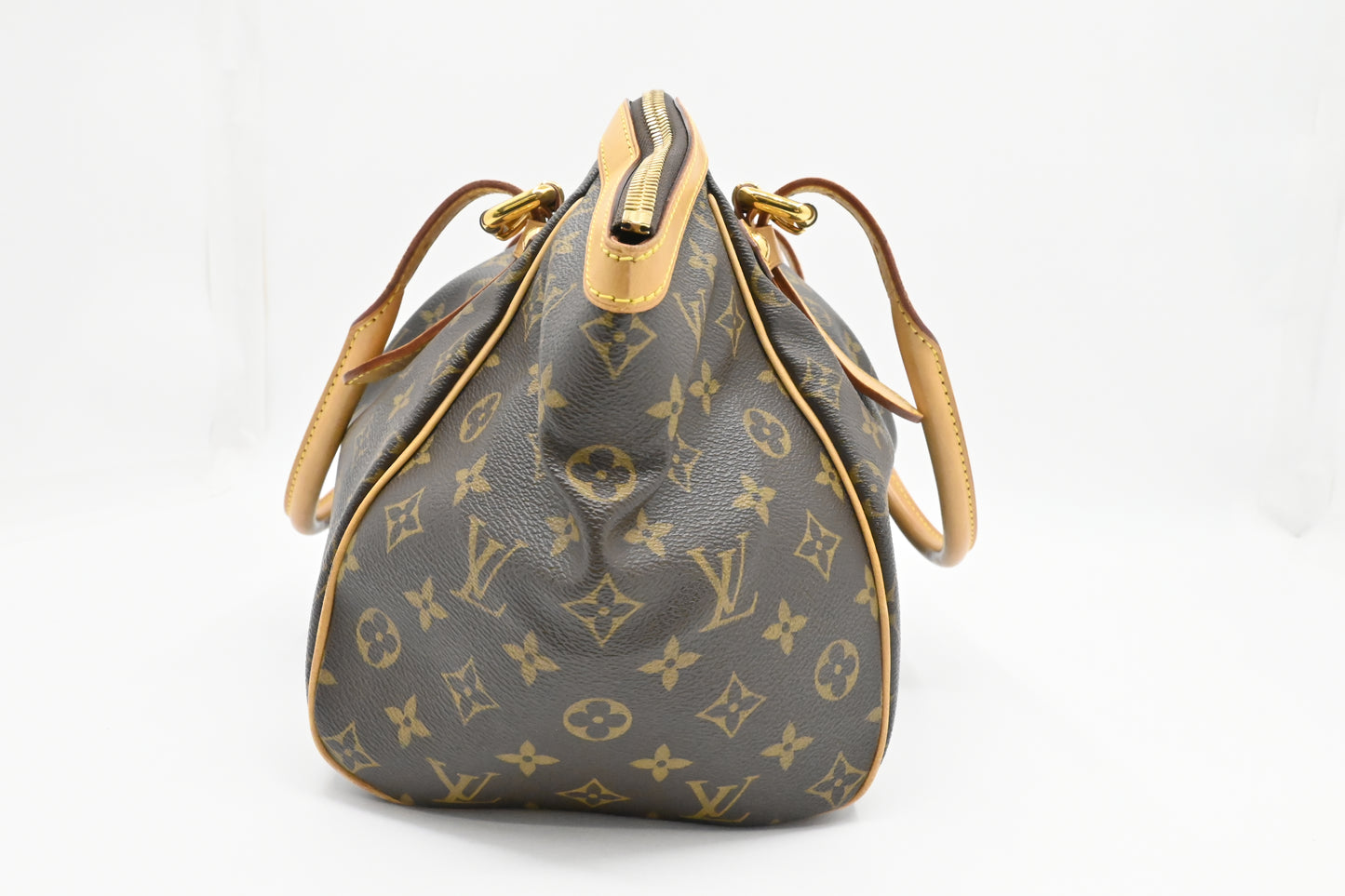 Louis Vuitton Tivoli GM in Monogram Canvas