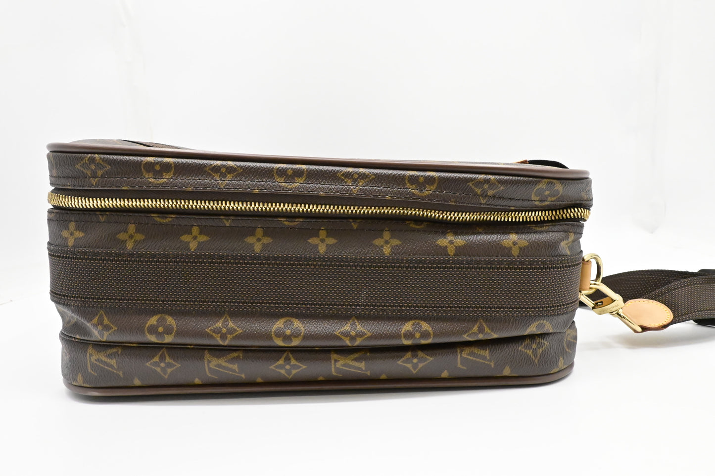 Louis Vuitton Satellite 53 Suitcase in Monogram Canvas