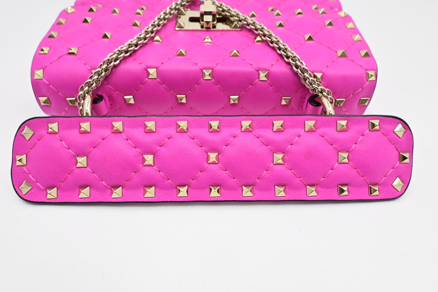 Valentino Small Rockstud Handbag in Pink Leather