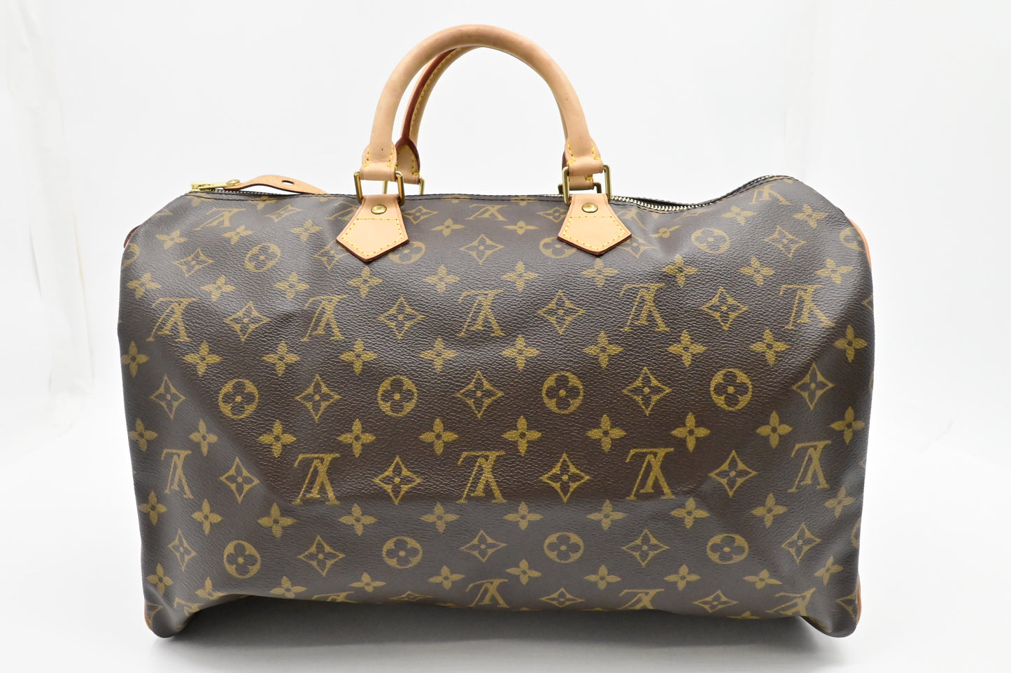 Louis Vuitton Speedy 40 in Monogram Canvas