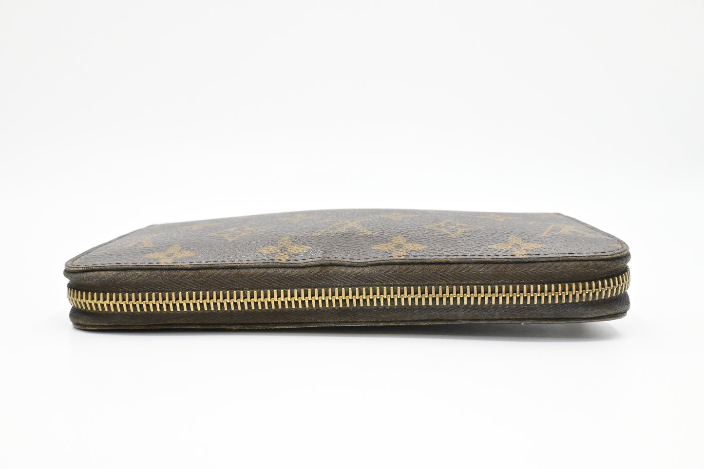 Louis Vuitton Zippy Wallet in Monogram Canvas