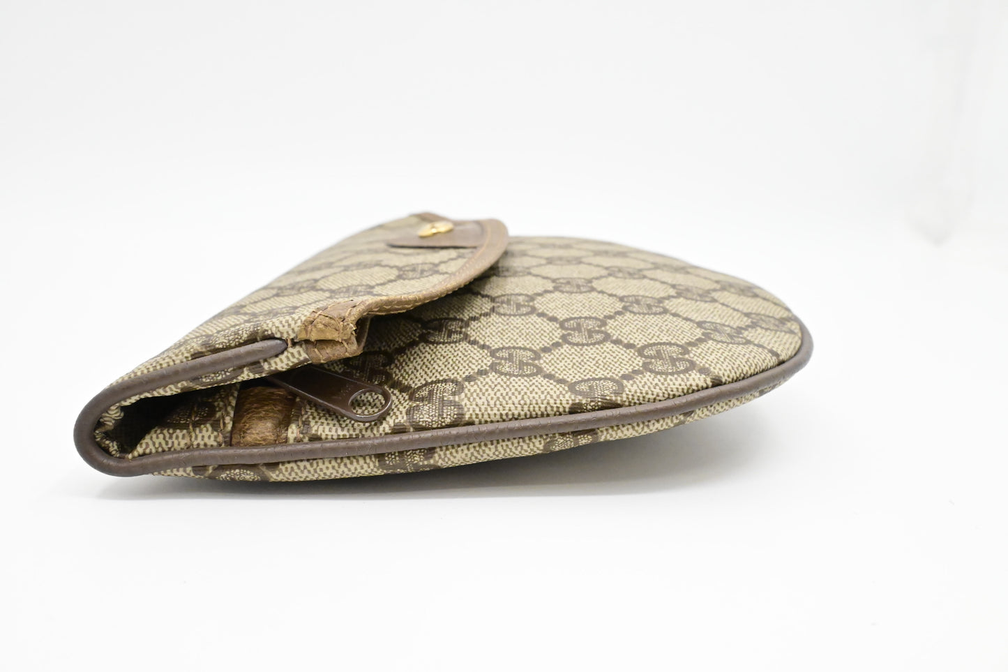 Gucci Foldable Pouch in GG Supreme Canvas