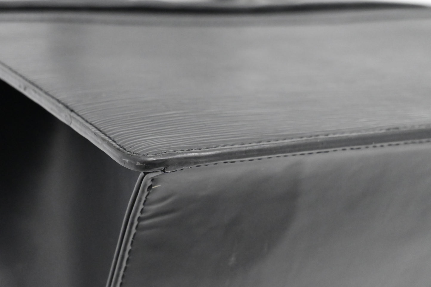 Louis Vuitton Riviera in Black Epi Leather