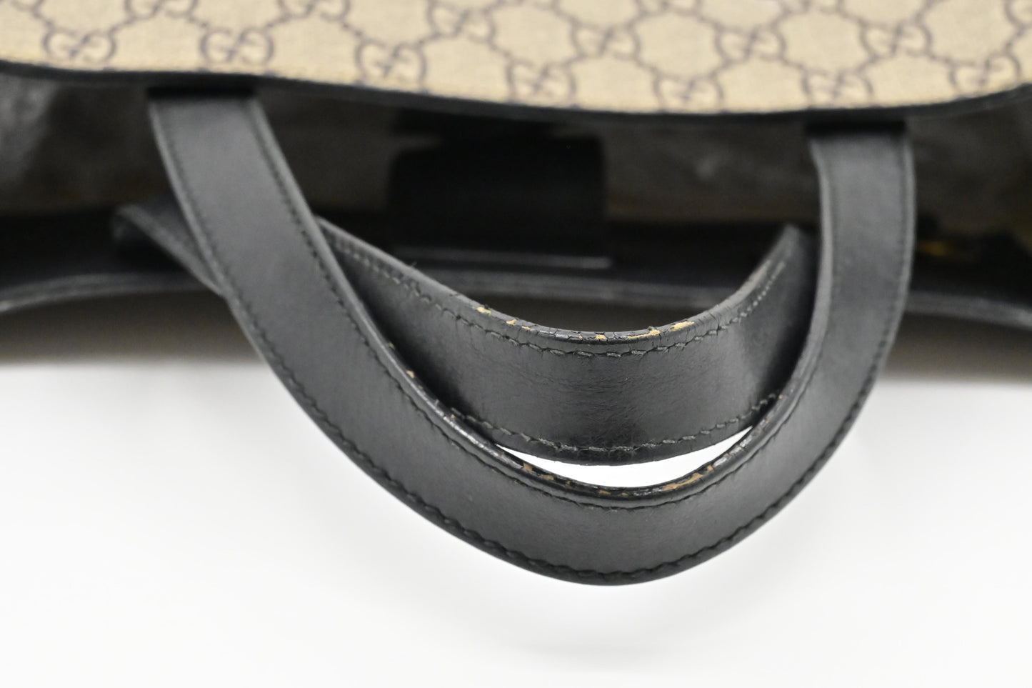 Gucci Blind For Love Bee Tote in GG Supreme Canvas