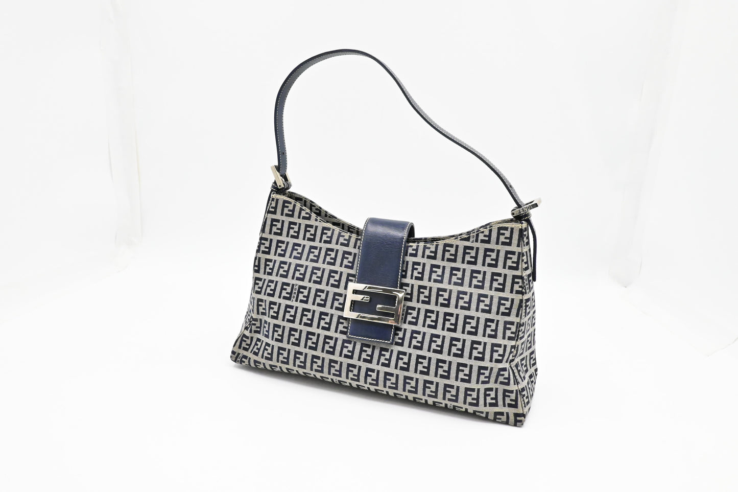 Fendi Shoulder Bag in Navy Blue Zucchino Canvas