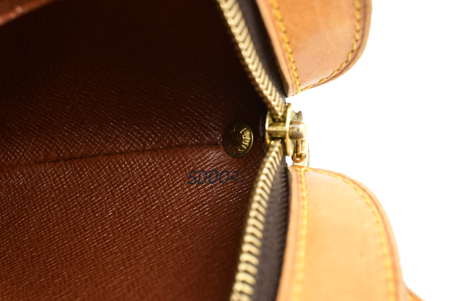 Louis Vuitton Drouot in Monogram Canvas