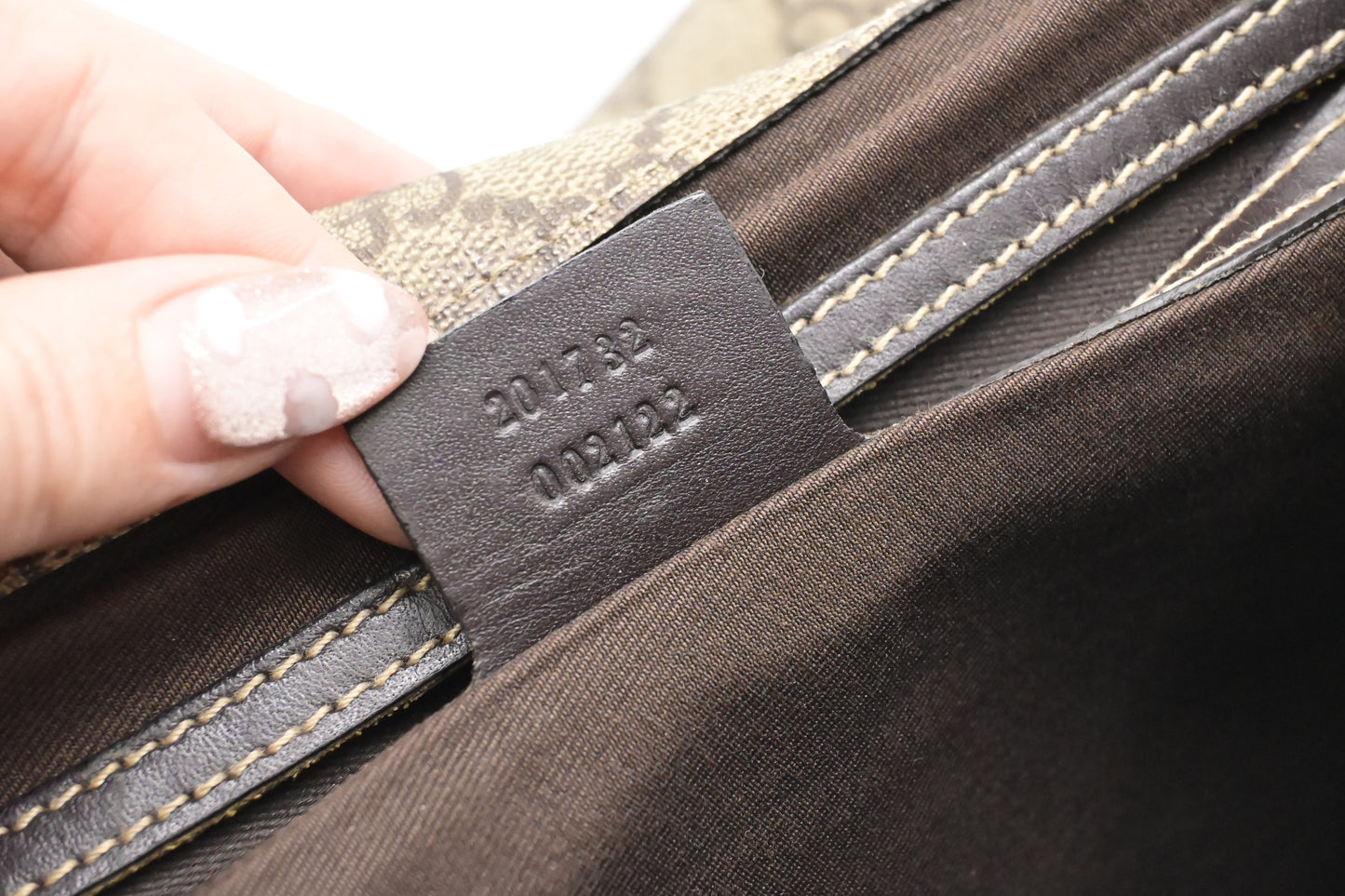 Gucci Messenger Bag in GG Supreme Canvas