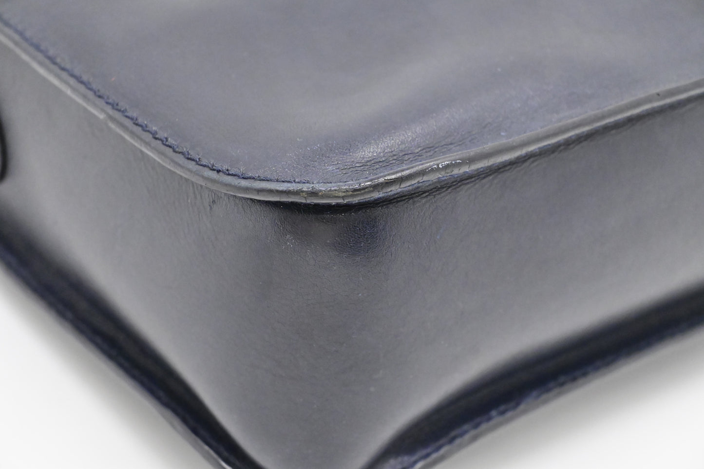 Gucci Crossbody Bag in Dark Navy Blue Leather