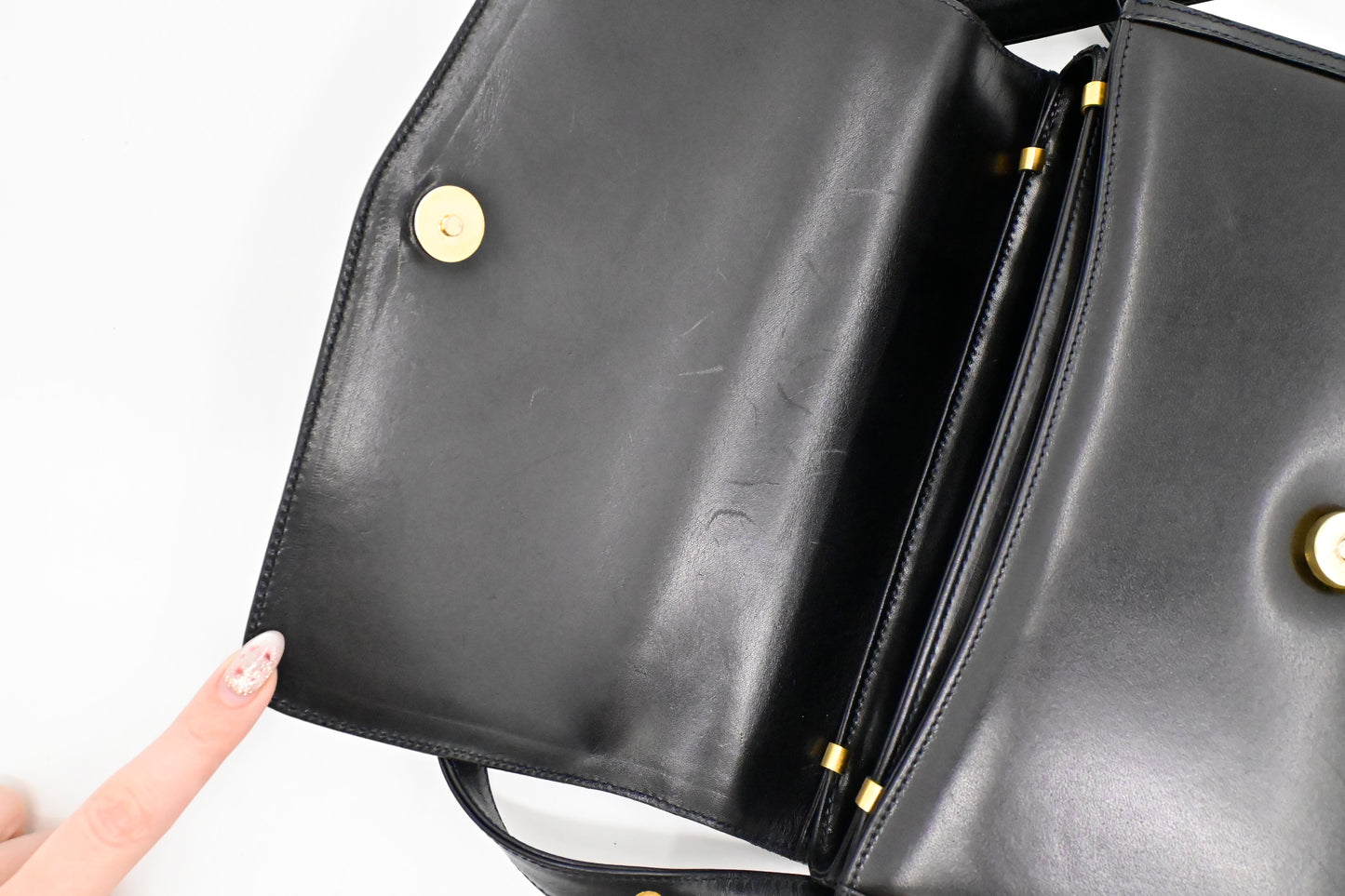 Gucci Shoulder Bag in Black Leather