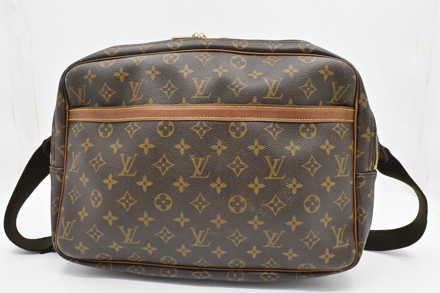 Louis Vuitton Reporter GM in Monogram Canvas