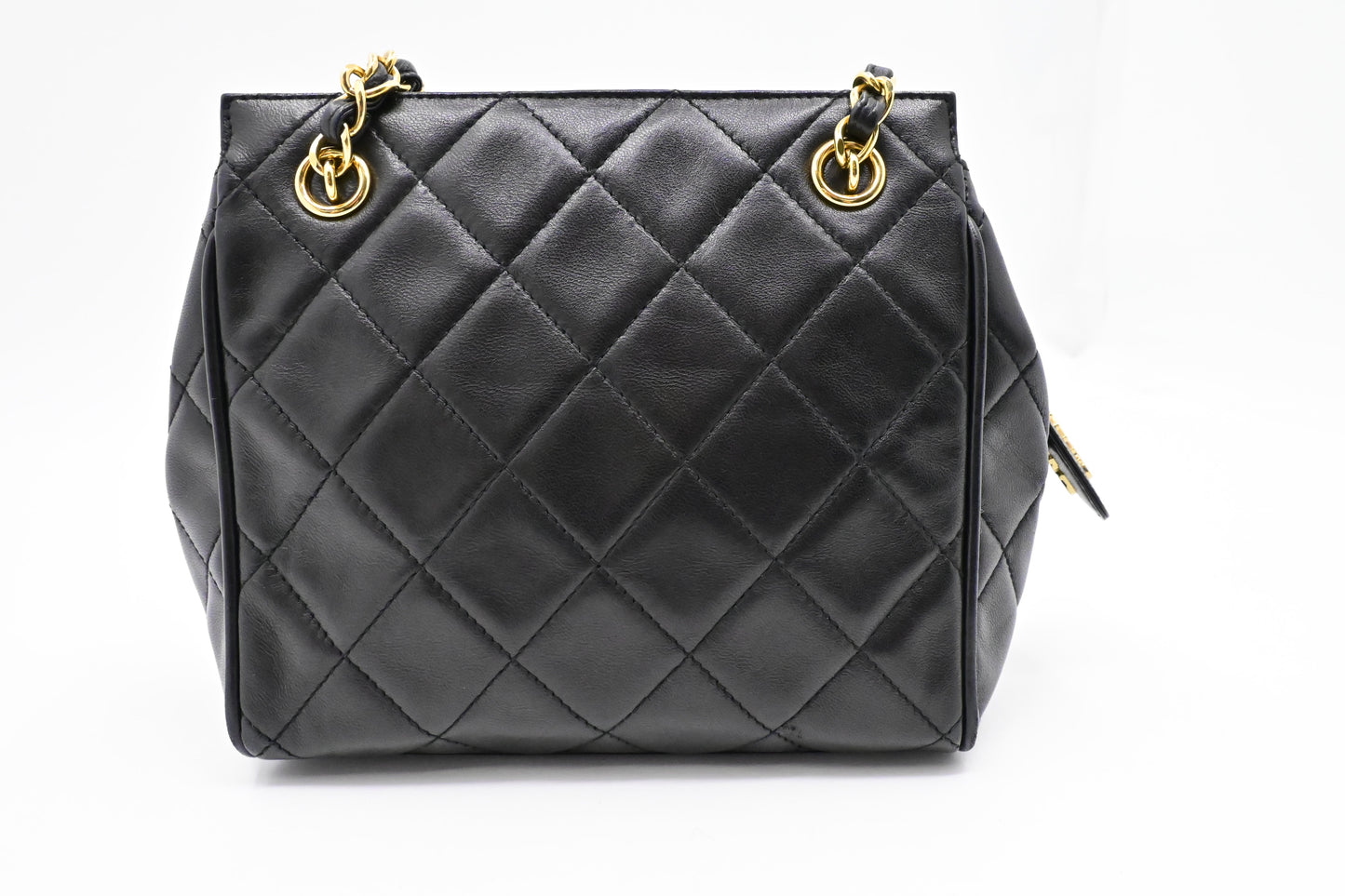 Chanel Shoulder Bag in Black Mattelassé Leather