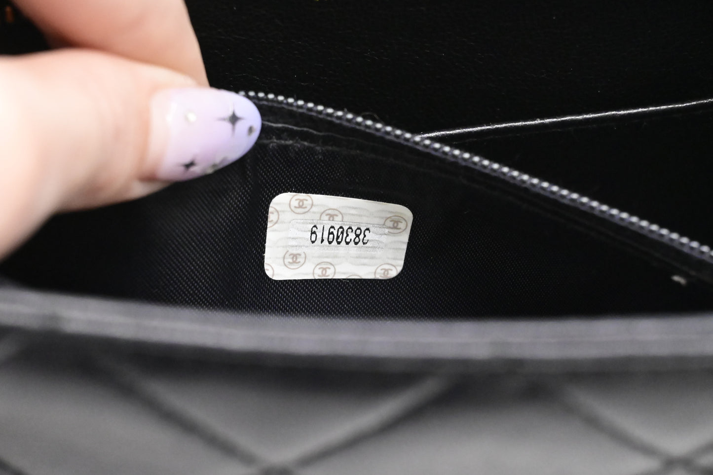 Chanel Shoulder Bag in Black Mattelassé Leather