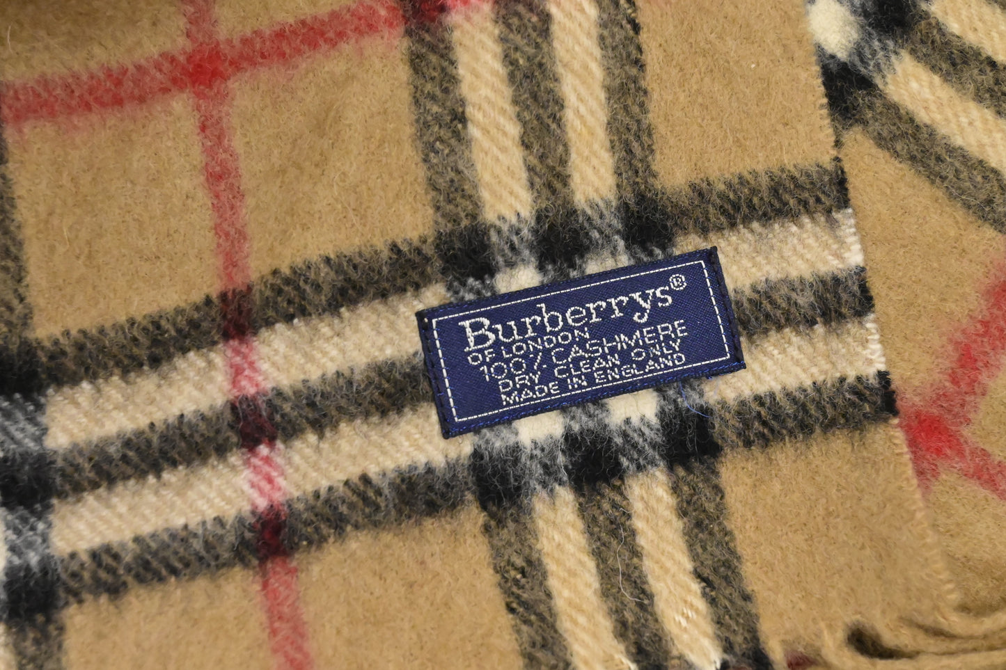 Burberry Scarf in Beige Cashmere