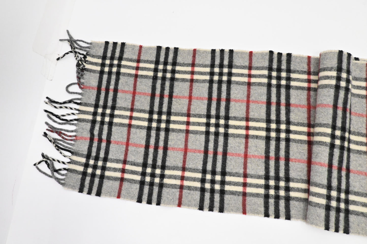 Burberry Scarf in Gray Cashmere
