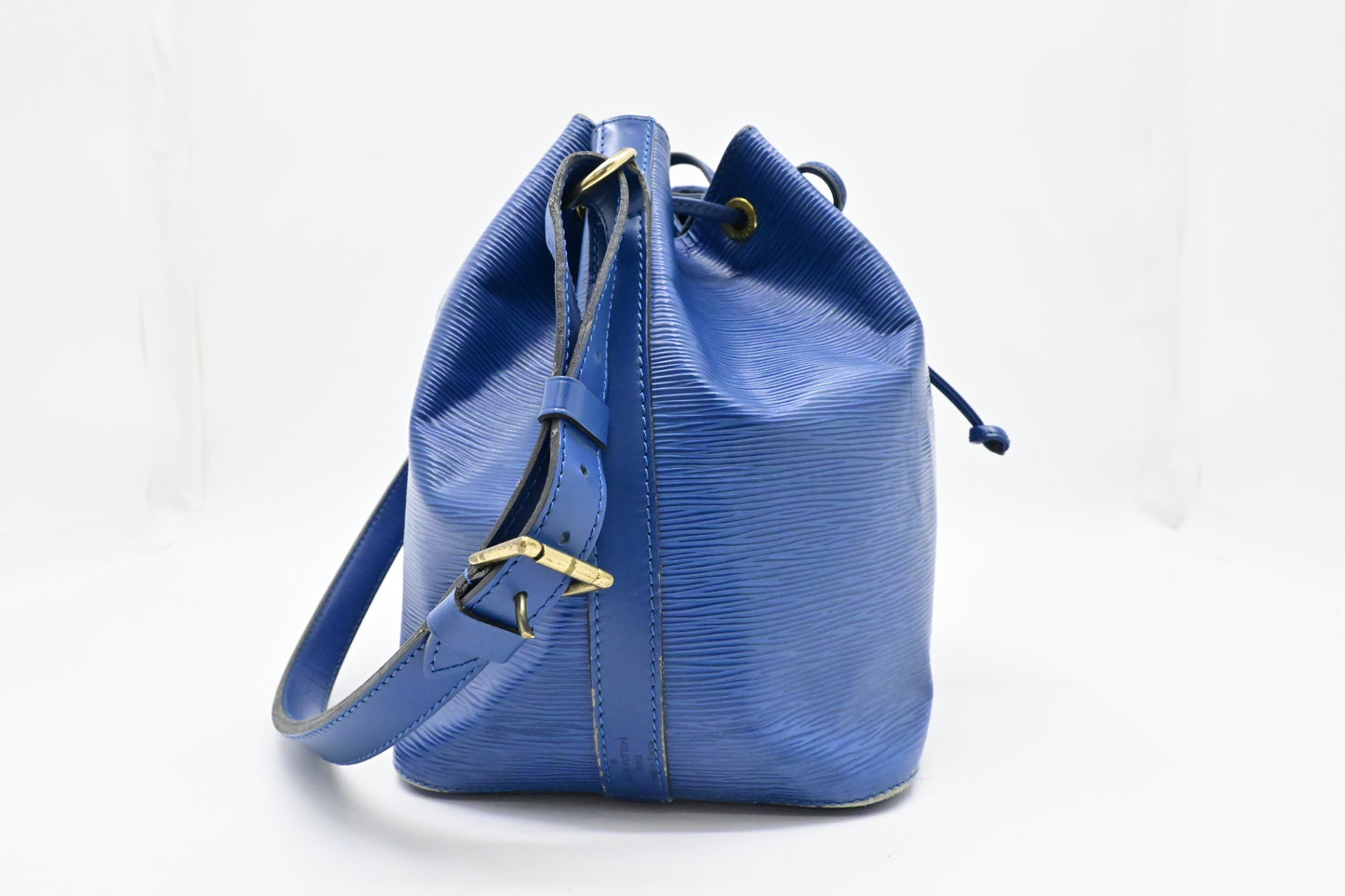 Louis Vuitton Petit Noe in Epi Blue Leather