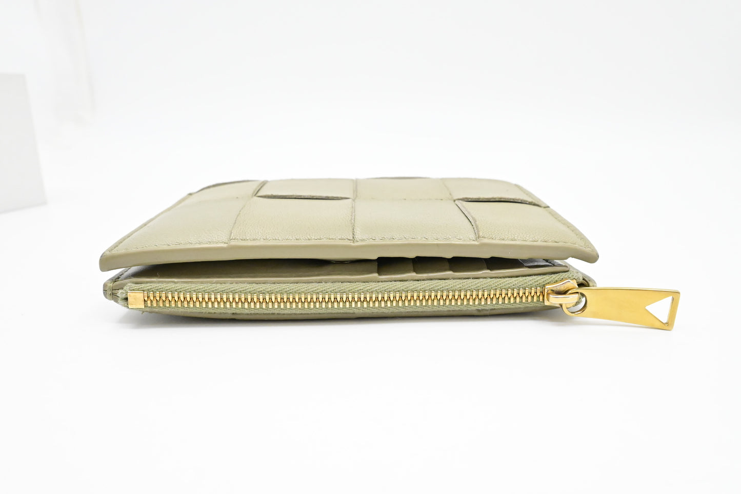 Bottega Veneta Wallet in Green Intrecciato Leather