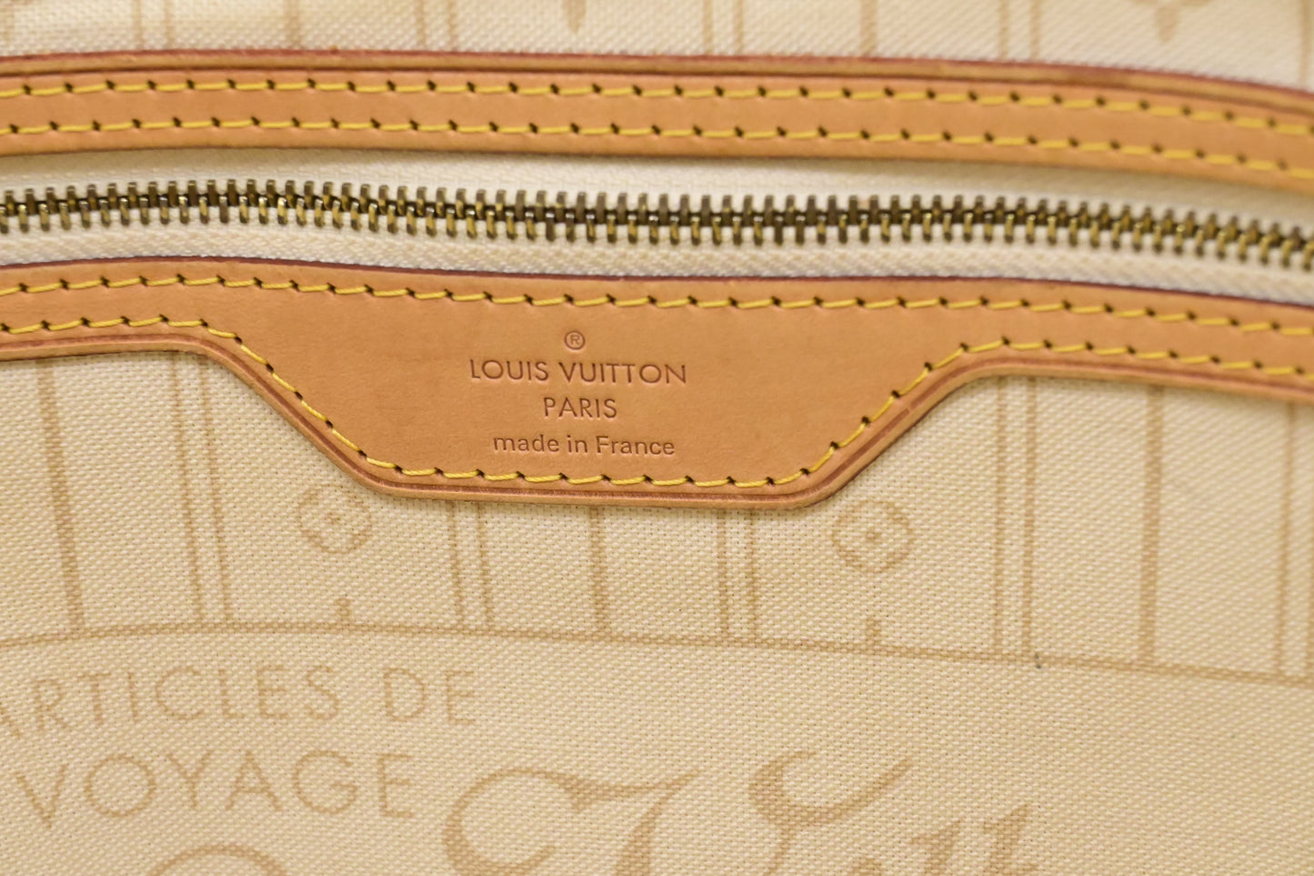 Louis Vuitton Neverfull GM in Damier Azur Canvas