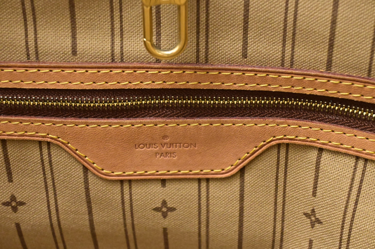 Louis Vuitton Delightful GM in Monogram Canvas