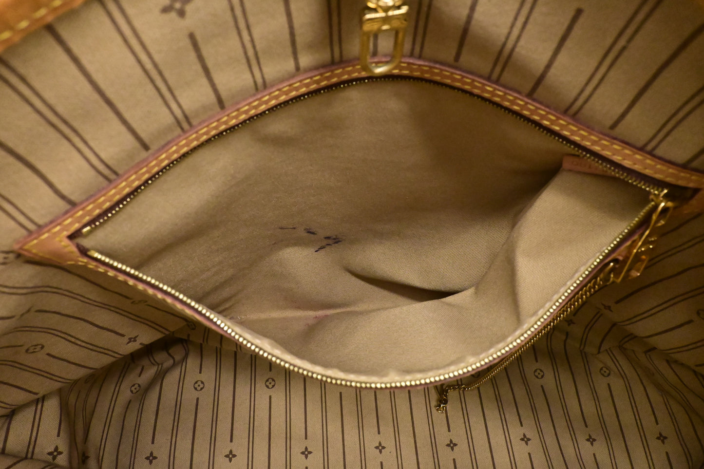 Louis Vuitton Delightful GM in Monogram Canvas
