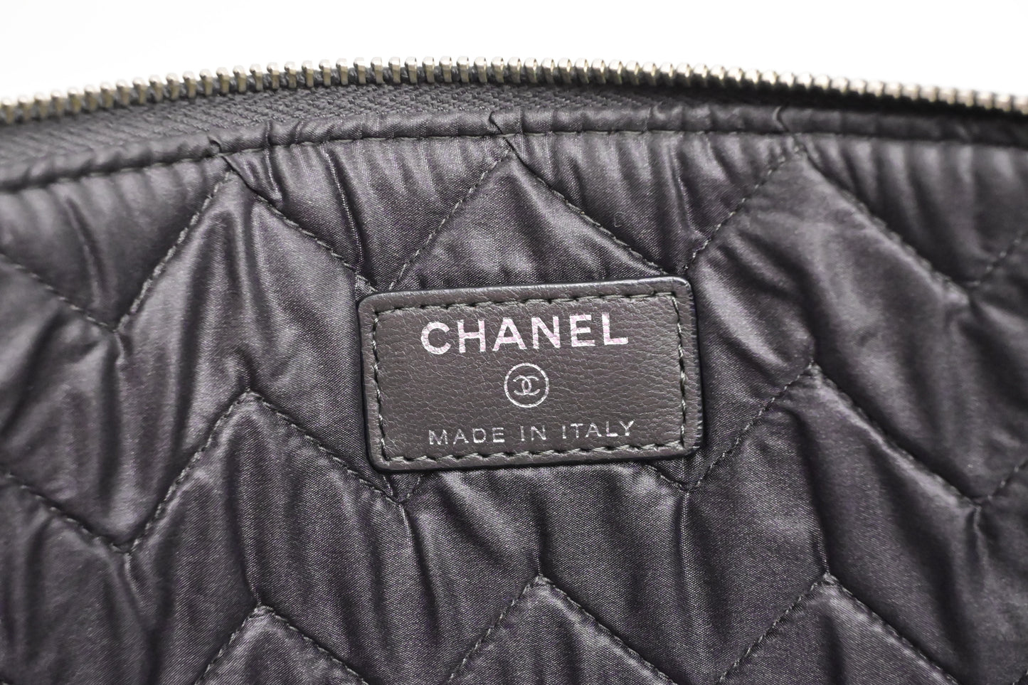 Chanel Medium O Case in Gray Patent Leather