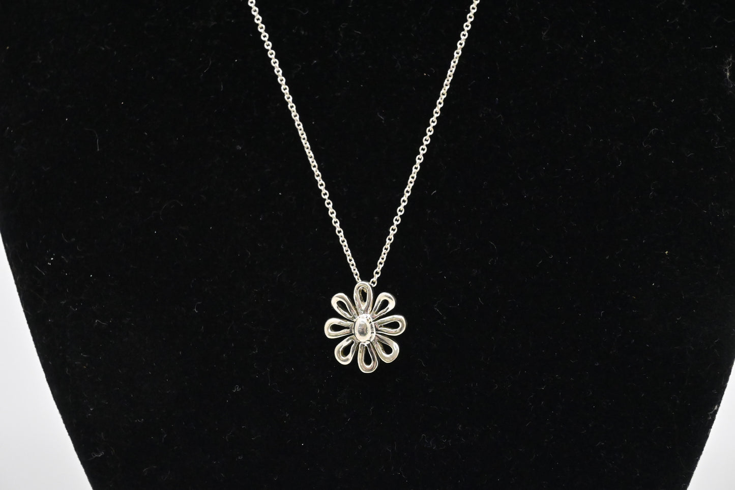Tiffany & Co. Daisy Necklace in Sterling Silver
