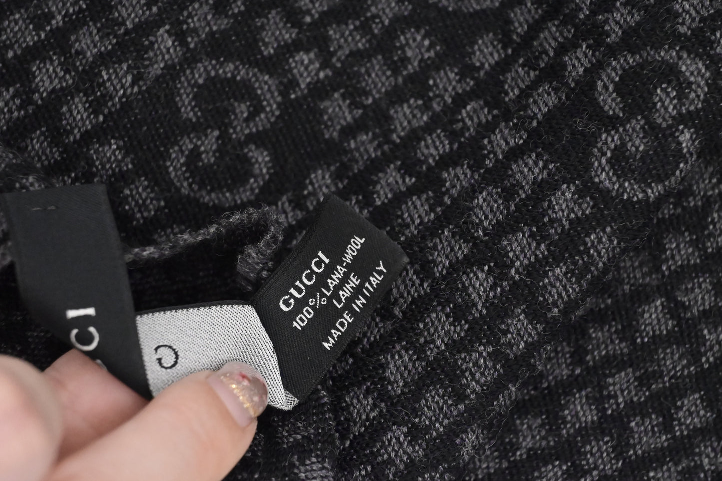Gucci Scarf in Black & Gray Wool
