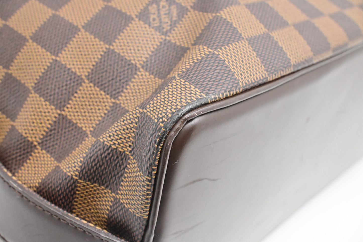 Louis Vuitton Chelsea in Damier Ebene Canvas