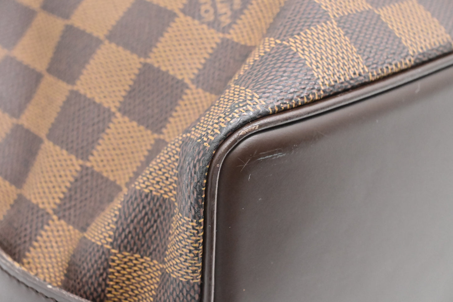 Louis Vuitton Chelsea in Damier Ebene Canvas