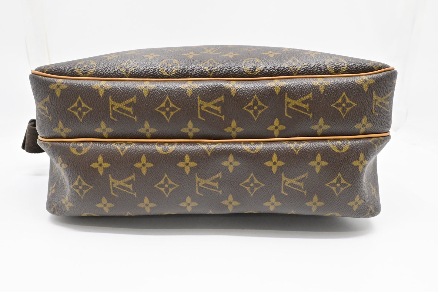 Louis Vuitton reporter GM in Monogram Canvas