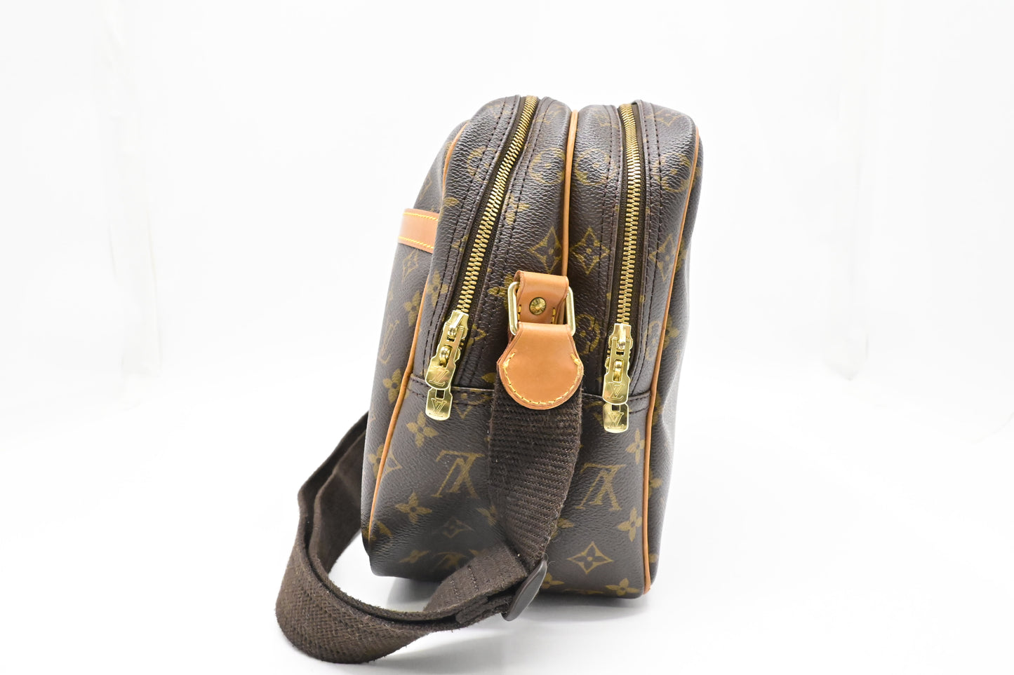 Louis Vuitton reporter GM in Monogram Canvas