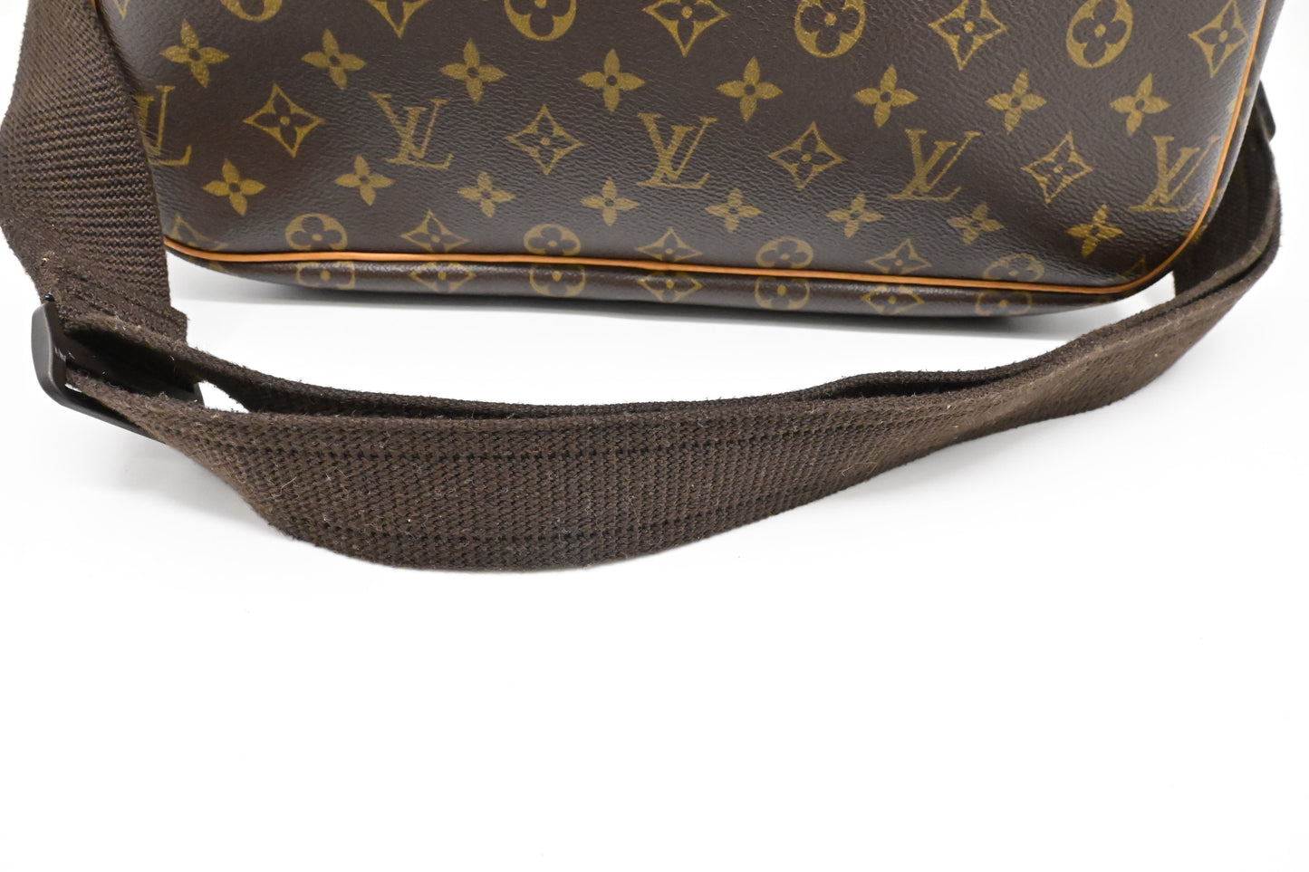 Louis Vuitton reporter GM in Monogram Canvas