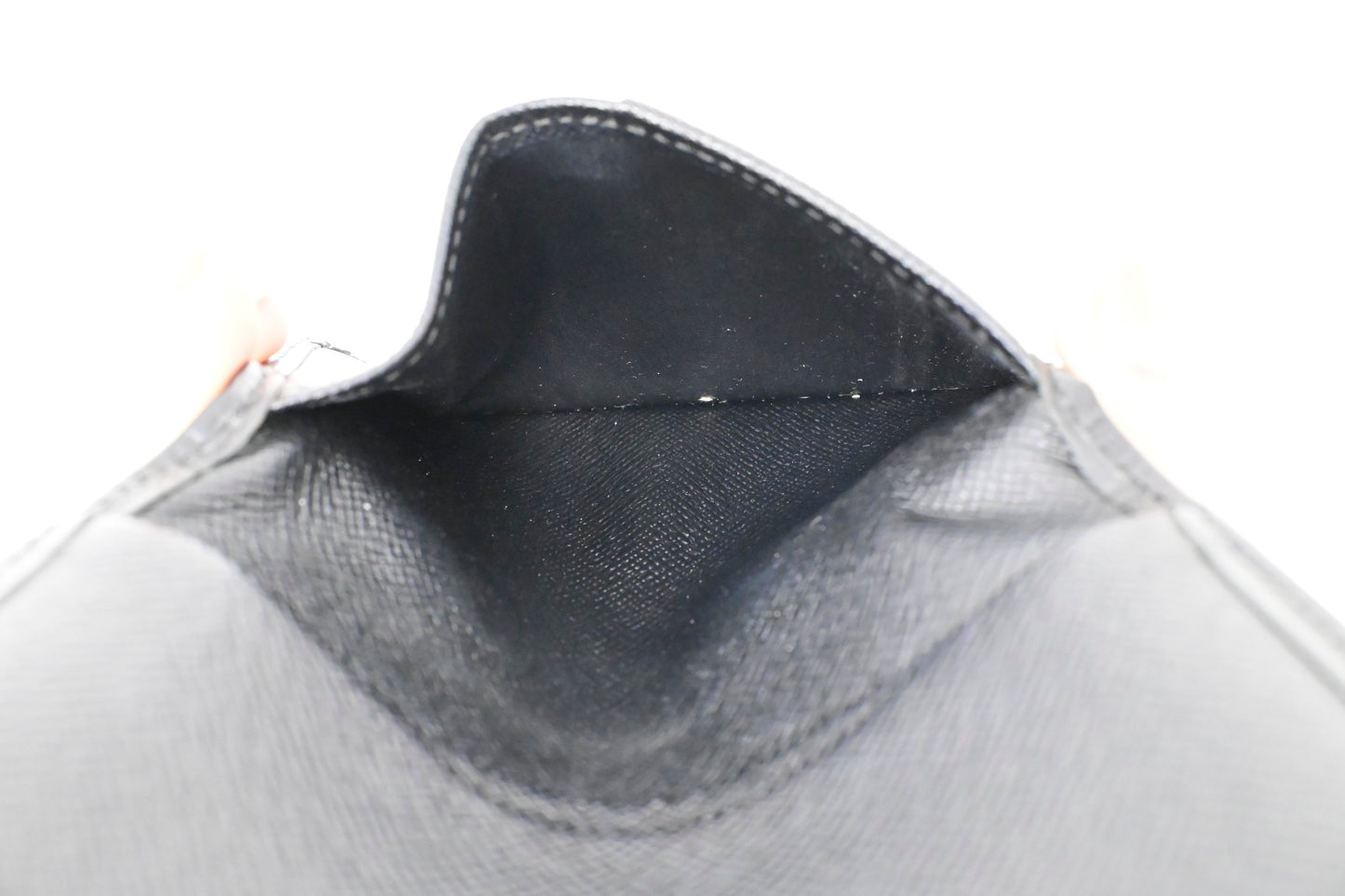 Louis Vuitton Card Case in Black Epi Leather