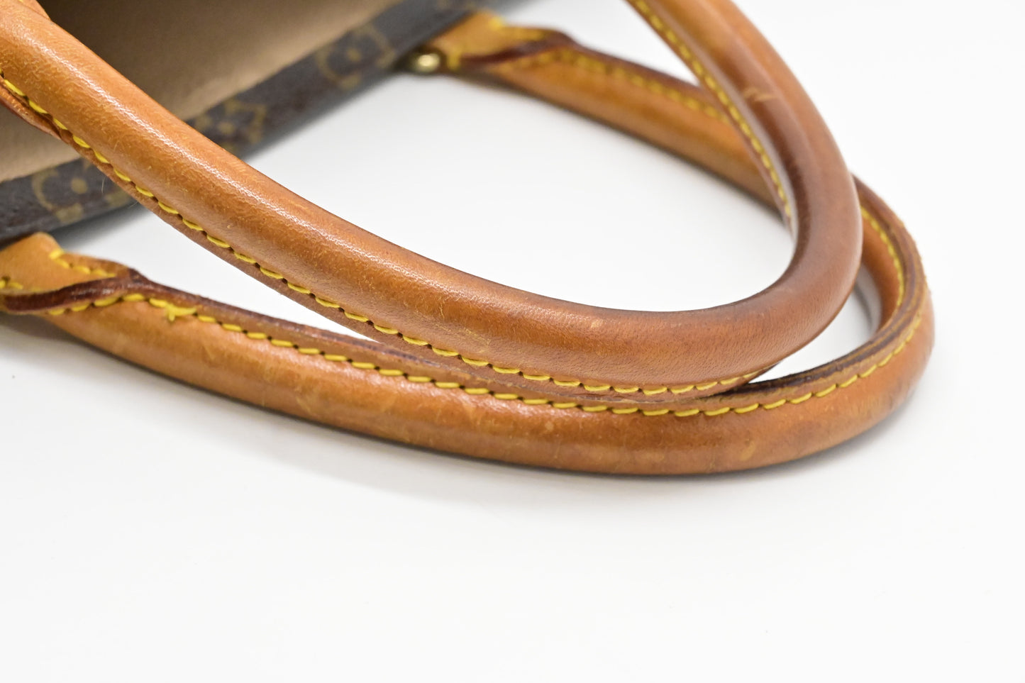 Louis Vuitton Sac Plat in Monogram Canvas