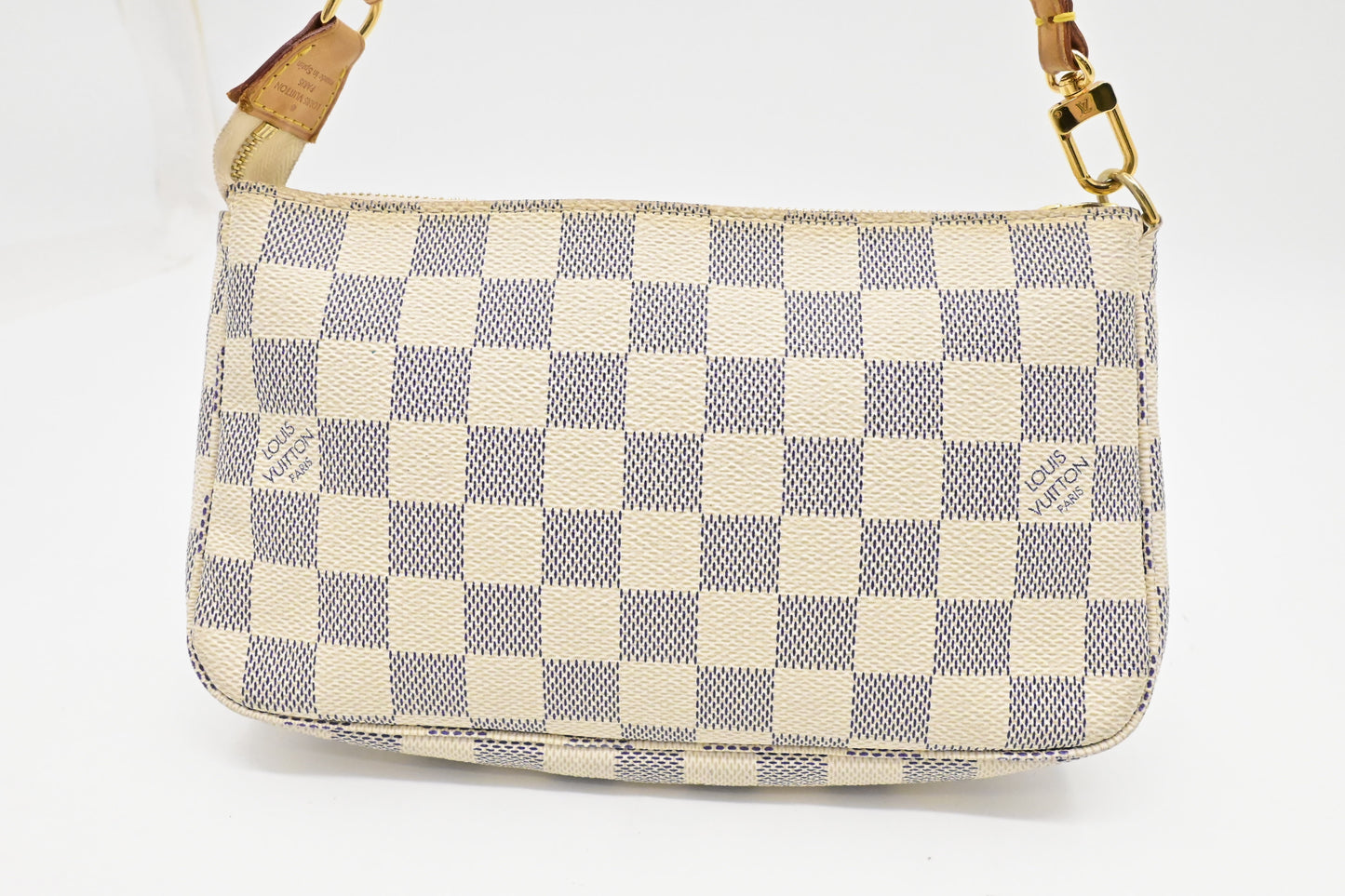 Louis Vuitton Pochette Accessoire in Damier Azur