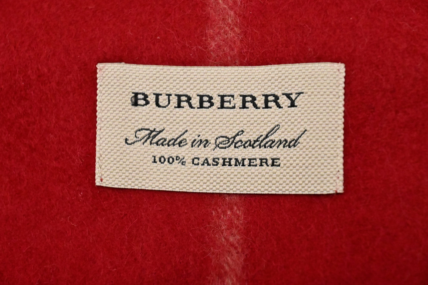 Burbery Scarf in Red Cashmere
