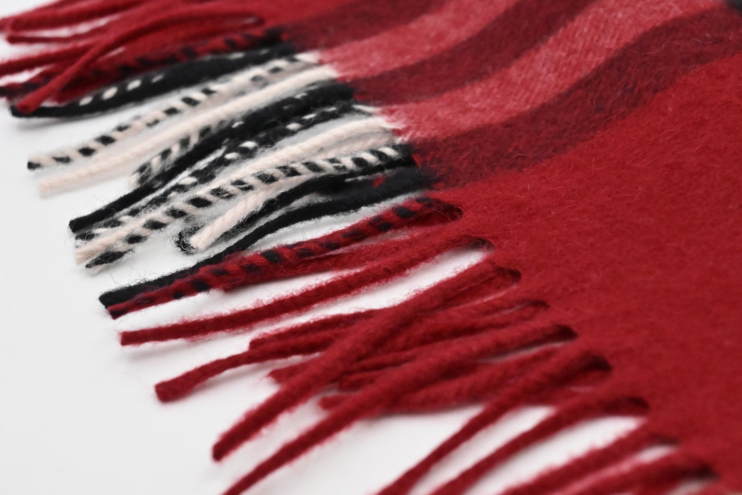 Burbery Scarf in Red Cashmere