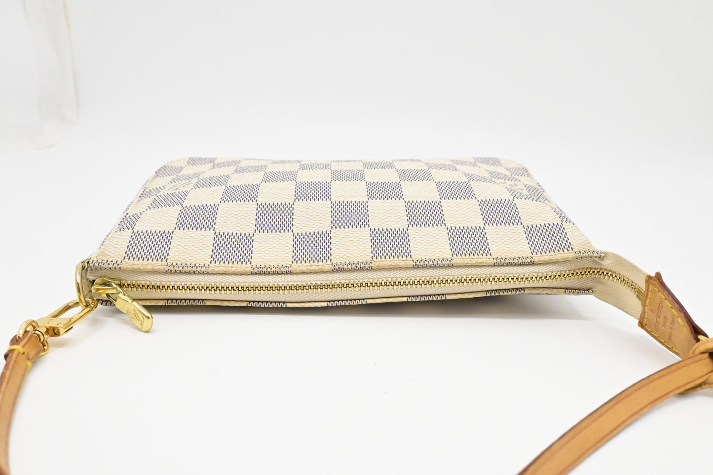 Louis Vuitton Pochette Accessoire in Damier Azur