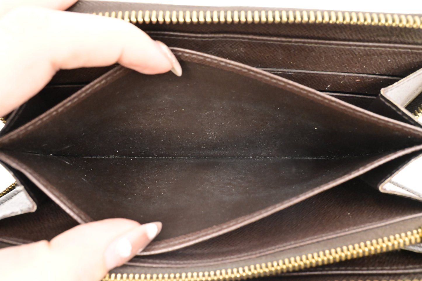 Louis Vuitton Long Zippy Wallet in Damier Ebene Canvas