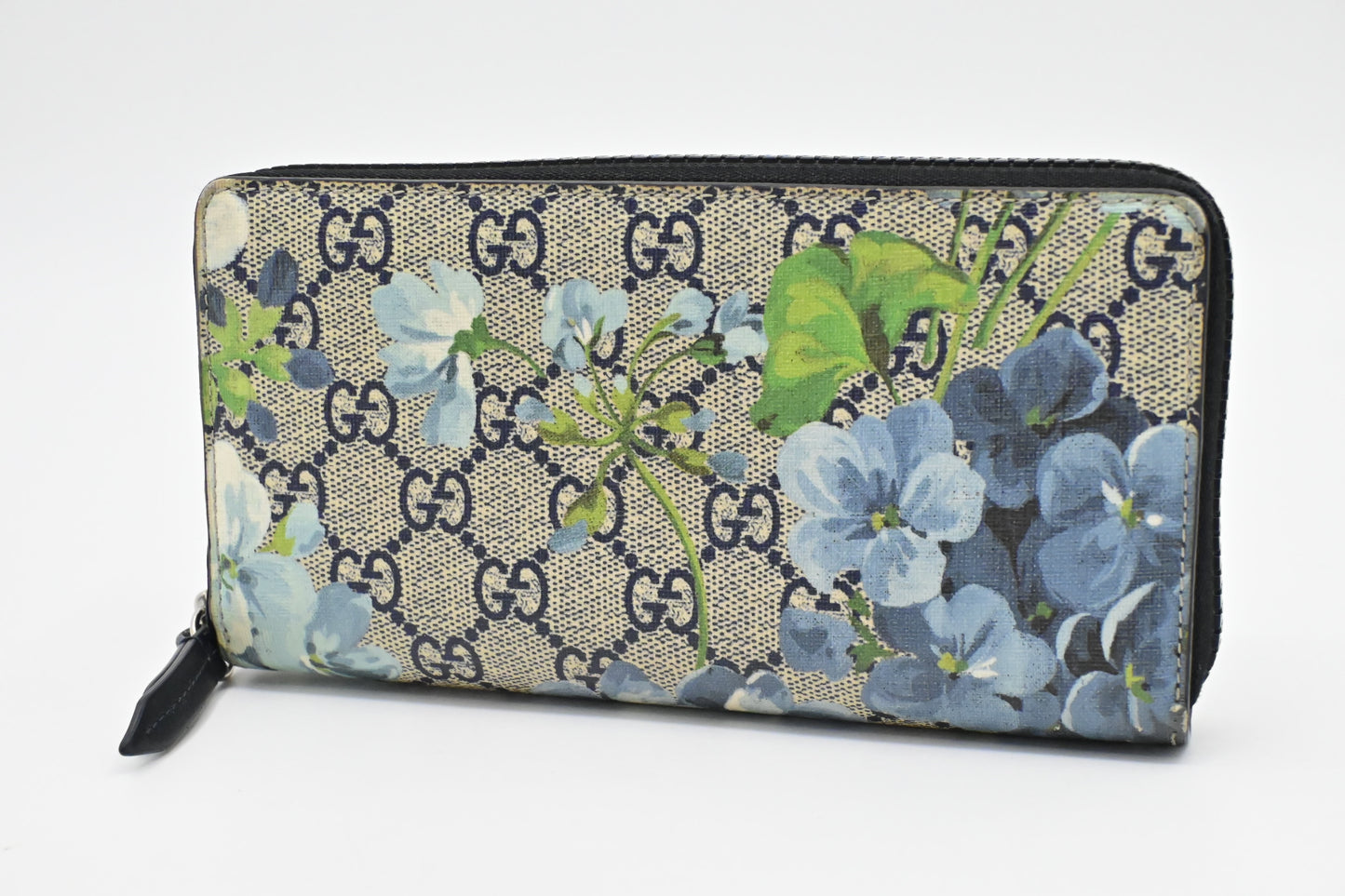 Gucci Zip Around Long Wallet in Blue Blooms GG Supreme Canvas