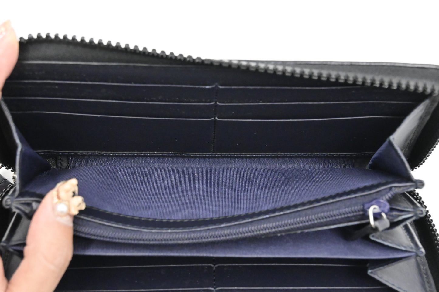Gucci Zip Around Long Wallet in Blue Blooms GG Supreme Canvas