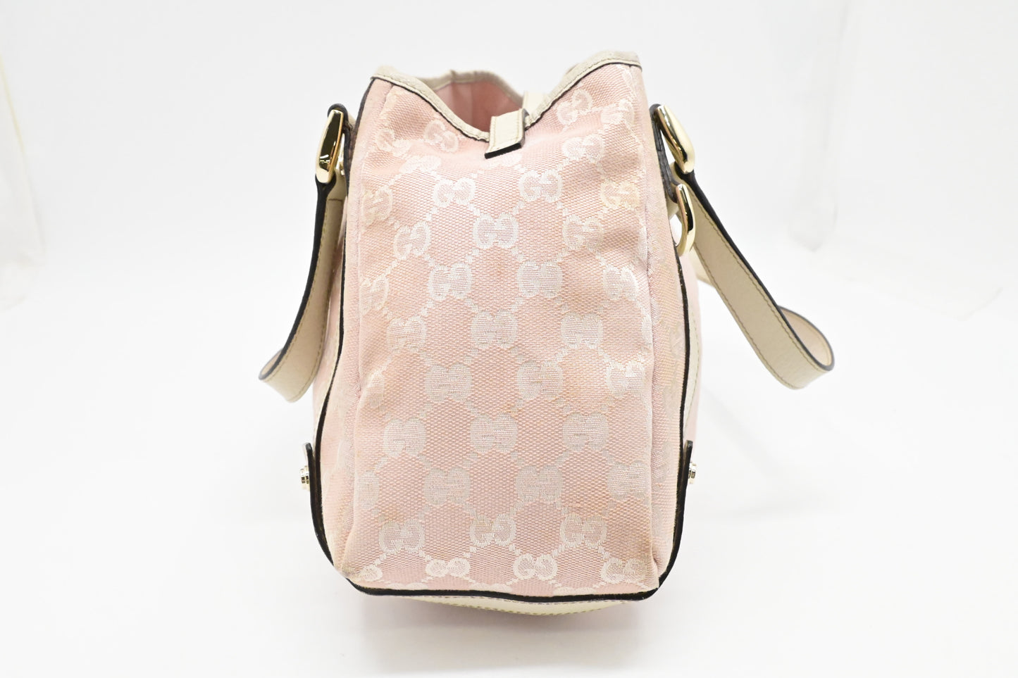 Gucci Abbey Hobo Bag in Pink GG Canvas