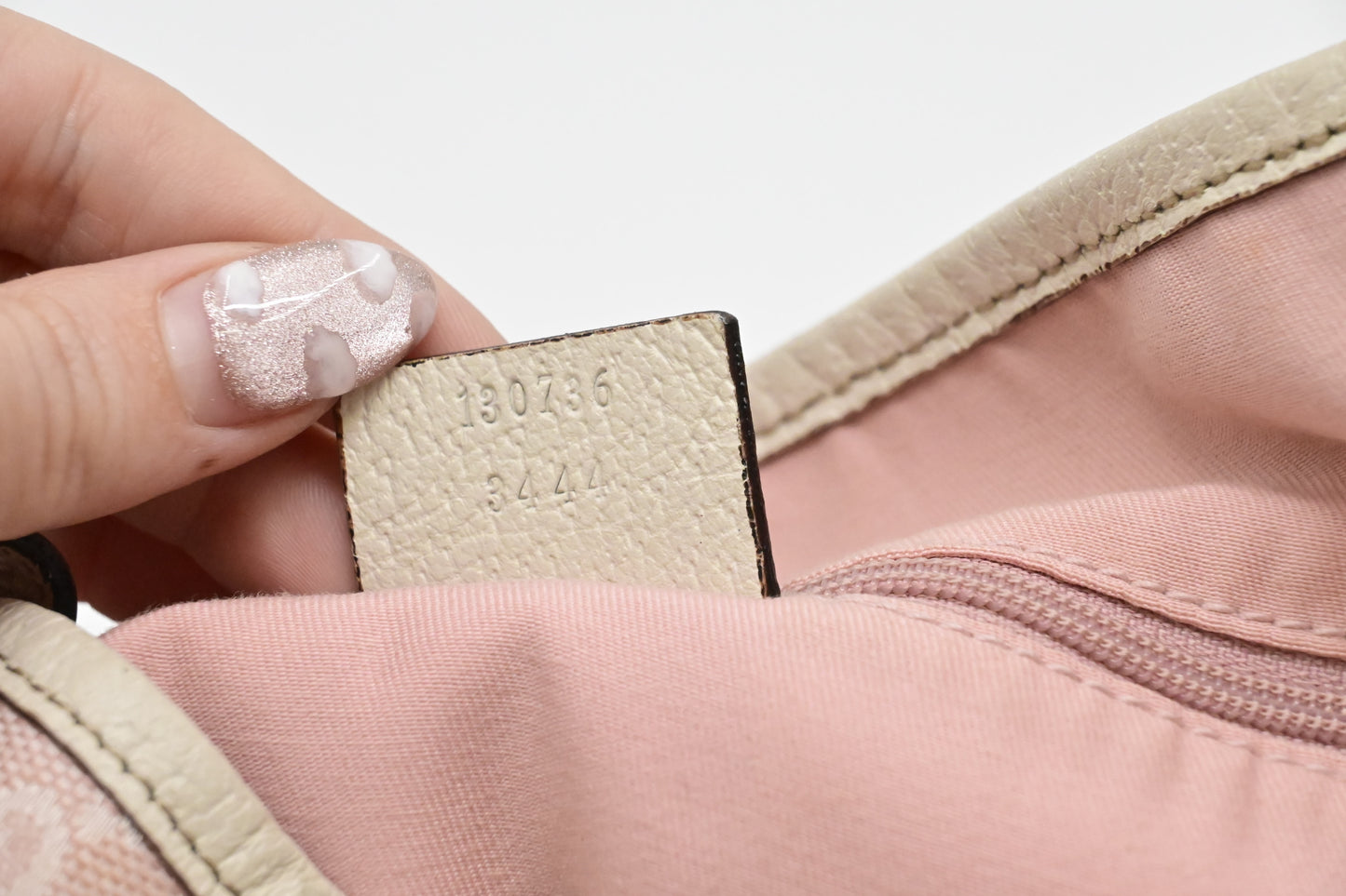 Gucci Abbey Hobo Bag in Pink GG Canvas