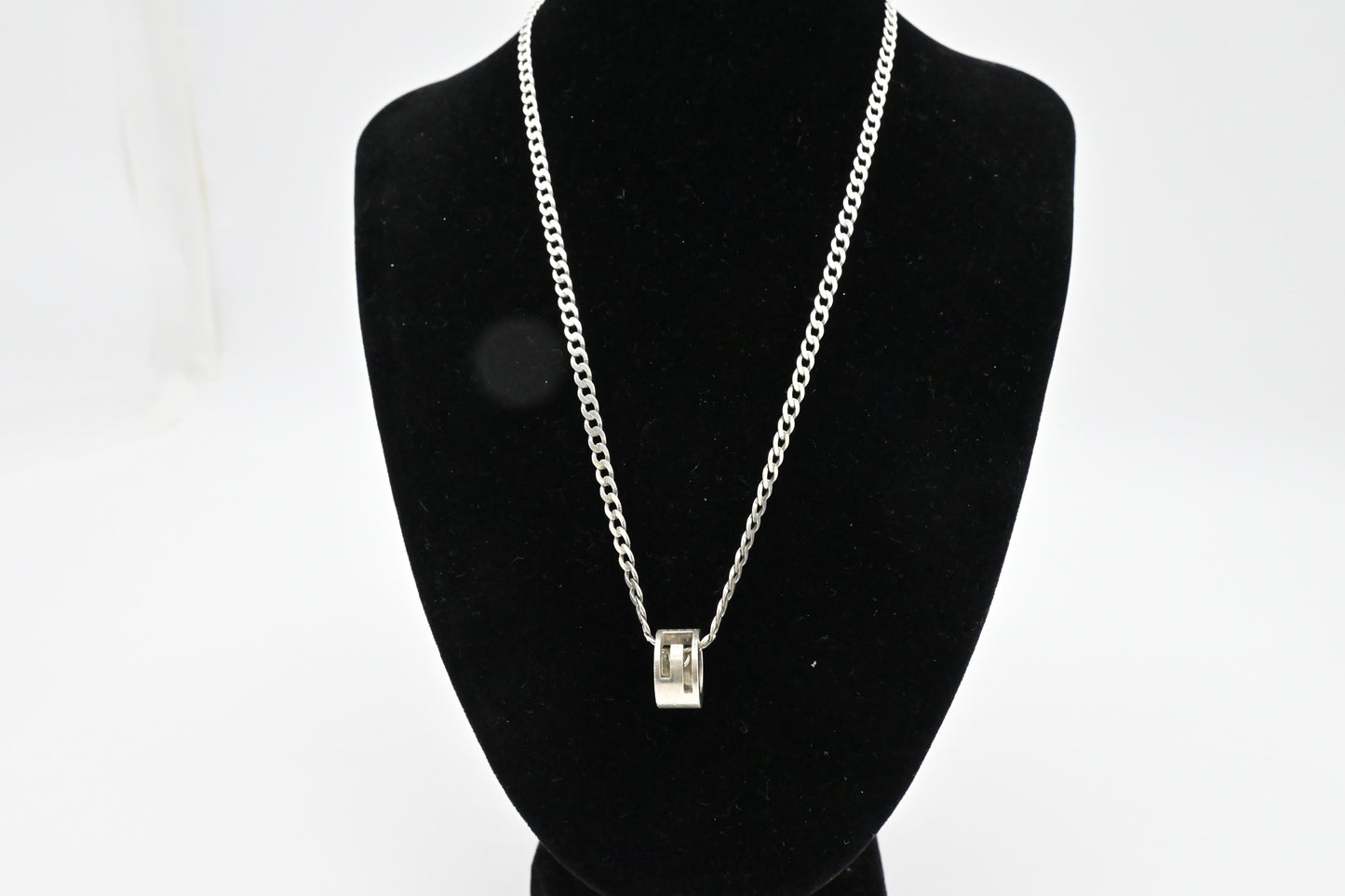 Gucci G-Ring Necklace in Sterling Silver