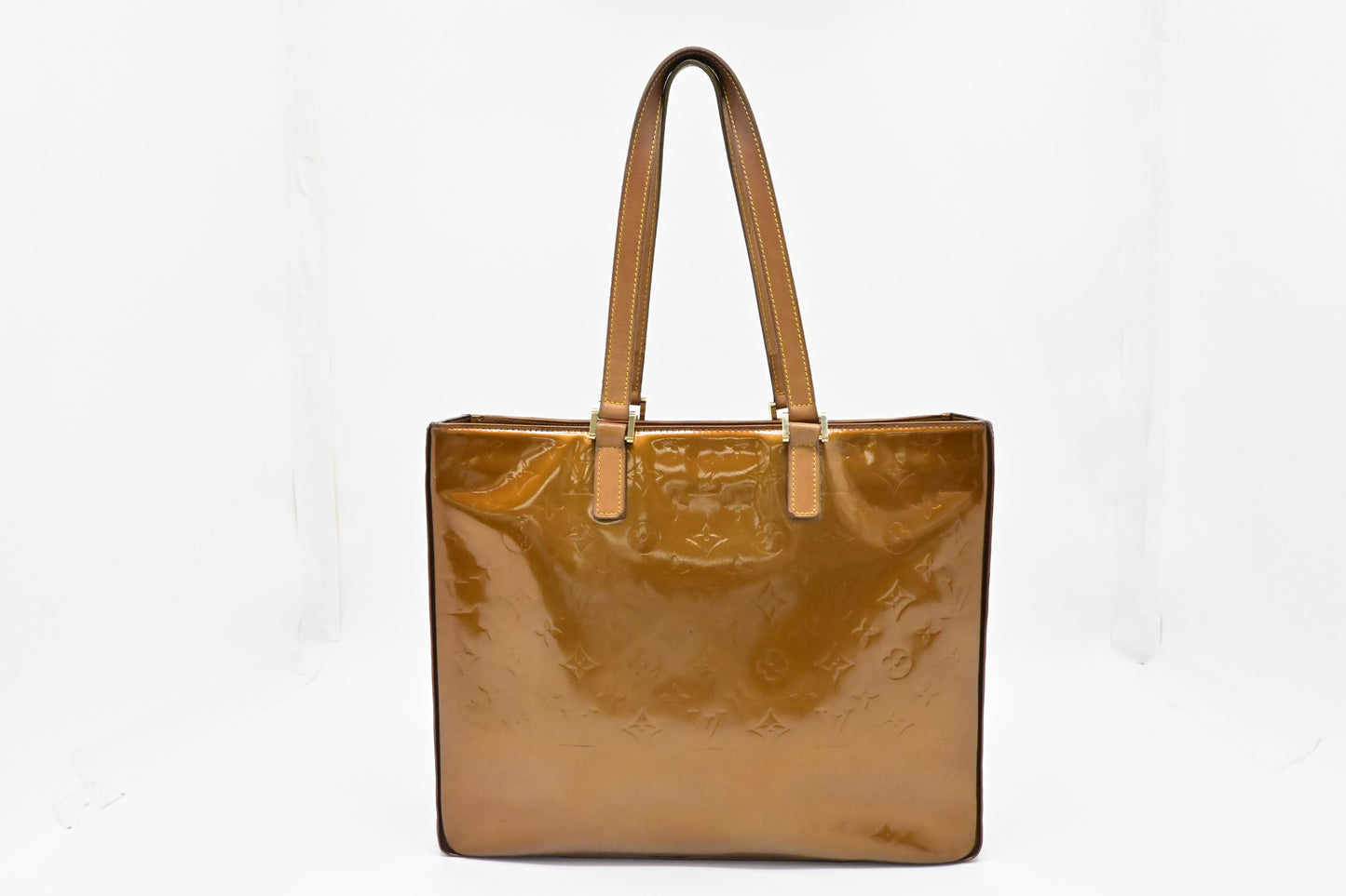 Louis Vuitton Columbus in Bronze Vernis Leather